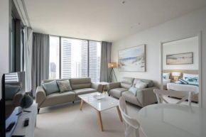 Broadbeach Luxury Seaview 2BR Apt